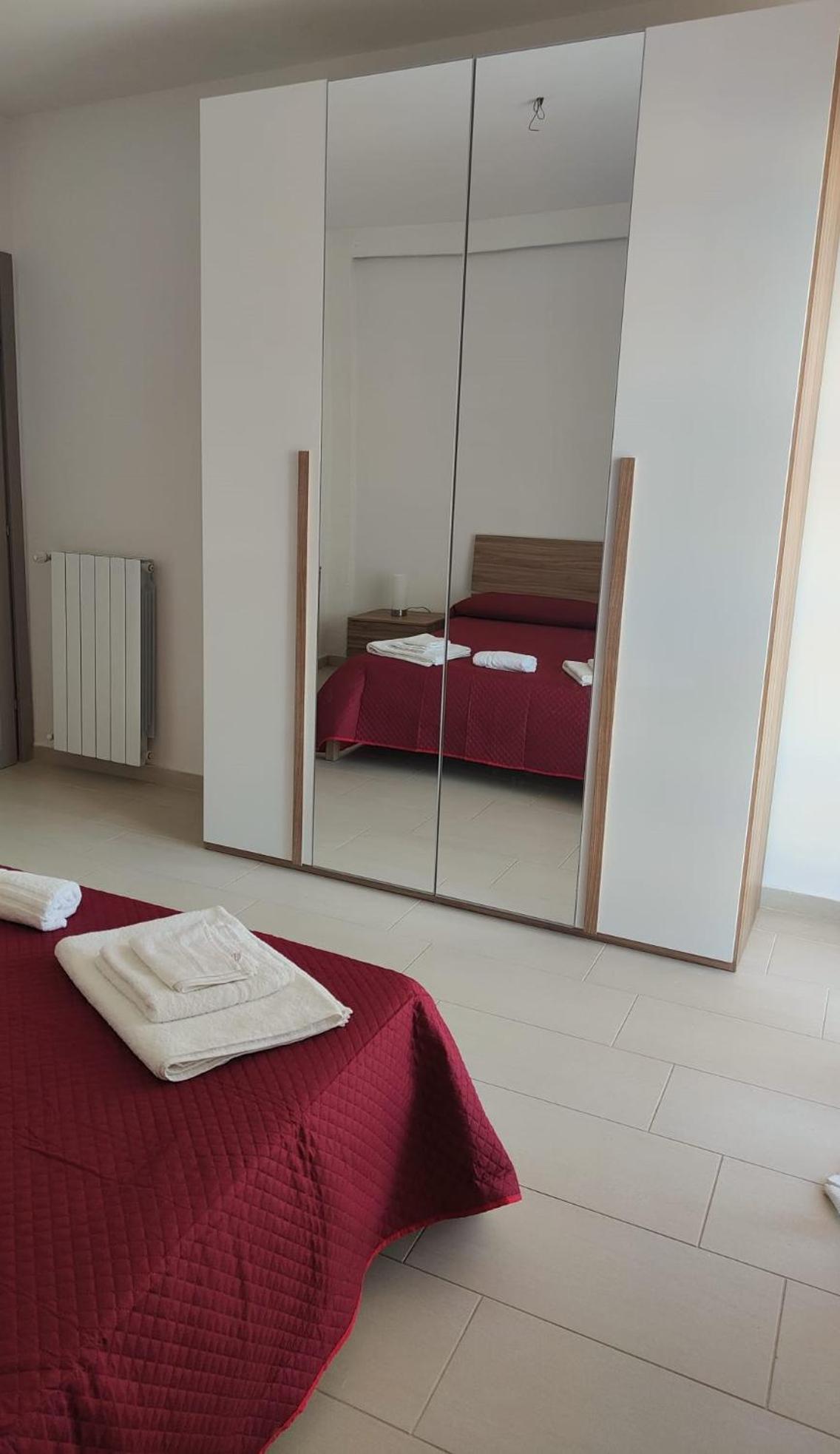 Pama House Comfort E Relax A Due Passi Dal Centro Palermo Luaran gambar